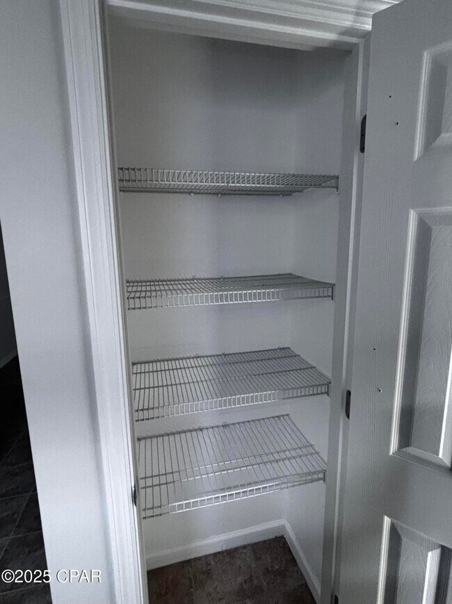 Building Photo - 6588 Harbour Blvd