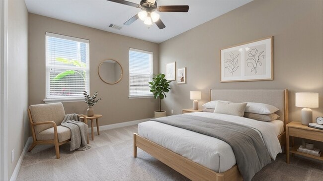 Building Photo - 922 W 20th St