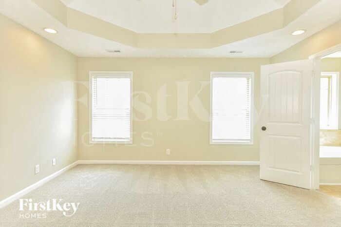 Building Photo - 3489 Sikorsky Ln