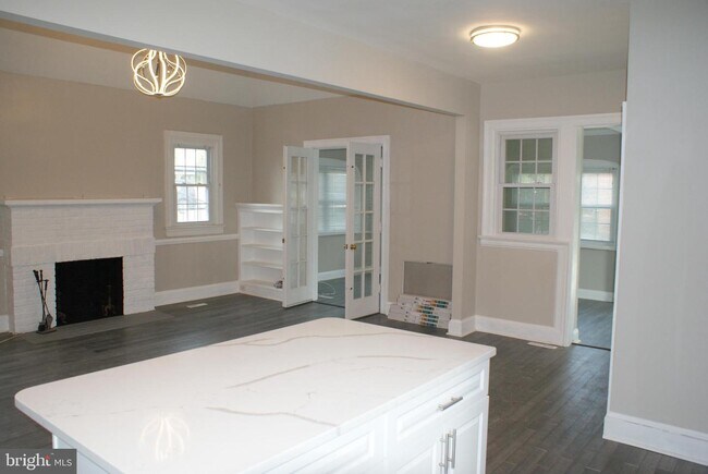 Building Photo - 9207 Colesville Rd