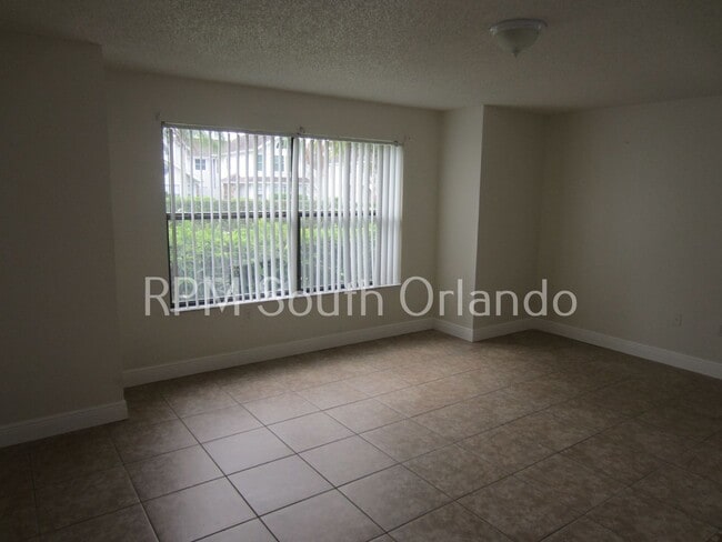 Building Photo - 2 bed 2 bath Kissimmee