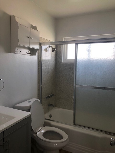 Building Photo - Spacious Beautiful North Park 1 Bed / 1 Bath with Pool