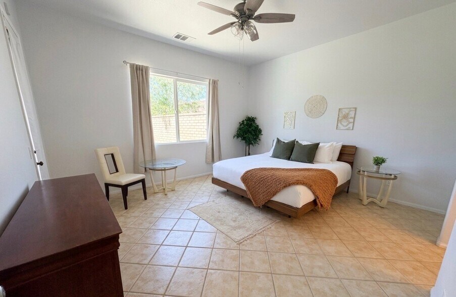 Building Photo - 82686 Castleton Dr