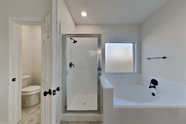 Building Photo - 2222 Princess Snow Cir