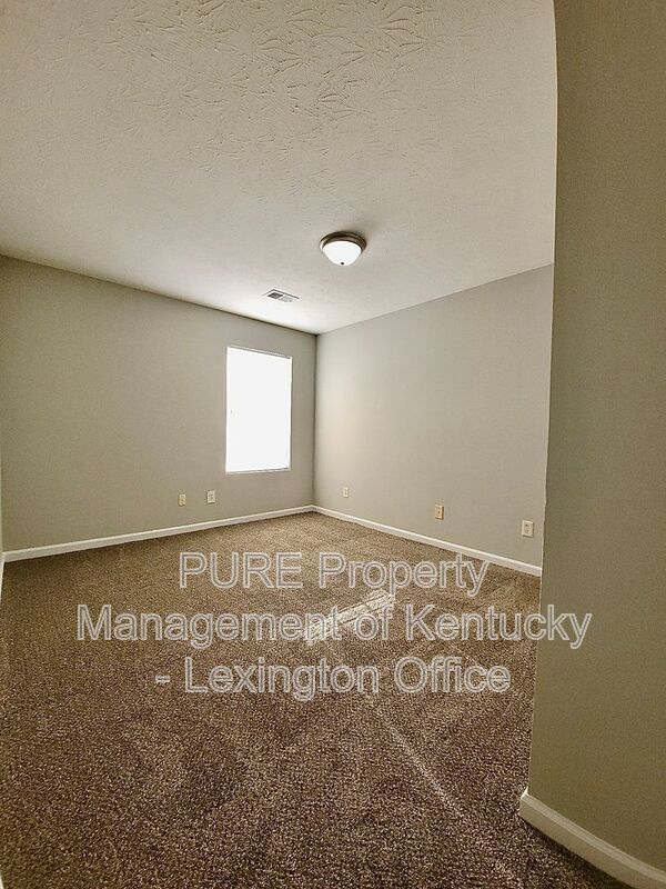 Building Photo - 271 Grinder Ct