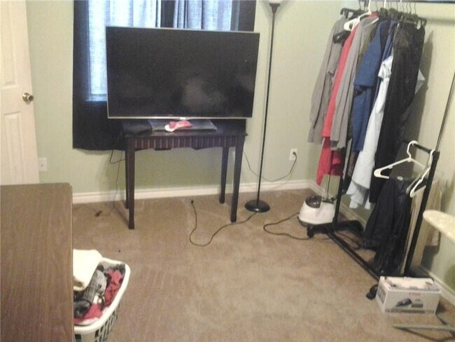 Building Photo - 2825 Mesa Valley Dr