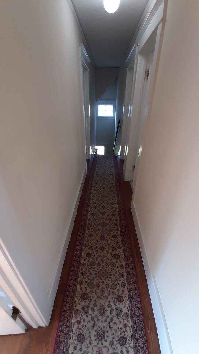 Building Photo - 311 Fairmount Ave