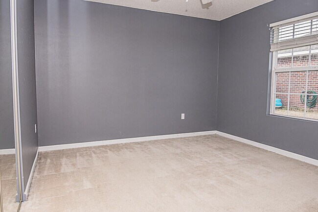 Building Photo - 5215 Moore Loop