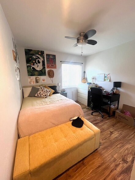 Bedroom 1 - 5645 Friars Rd