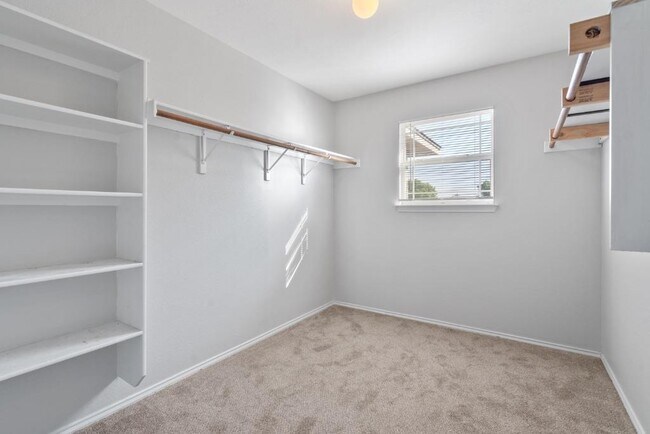Building Photo - 120 Brazos Ln