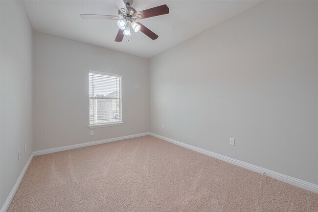 Building Photo - 15210 Addicks Stone Dr