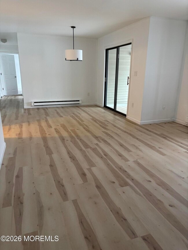 Building Photo - 223 Medford Ct