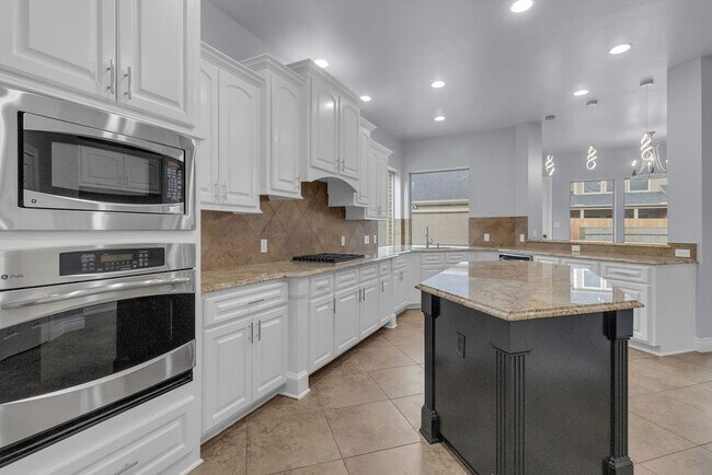 Building Photo - 13811 Sugar Dock Ct