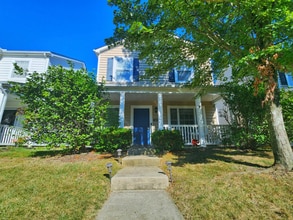 Building Photo - 4014 Summerstone Dr