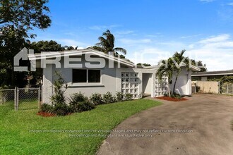 Building Photo - 1571 NW 6th Ave