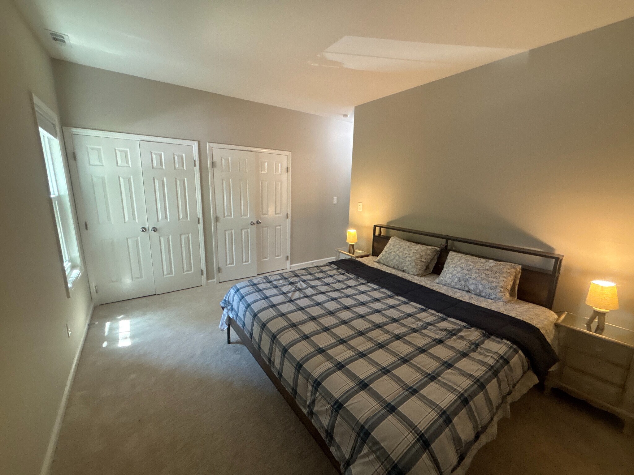 Building Photo - Room in Condo on Winterpointe Ln