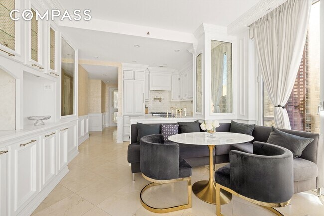 Building Photo - 310 W 52nd St