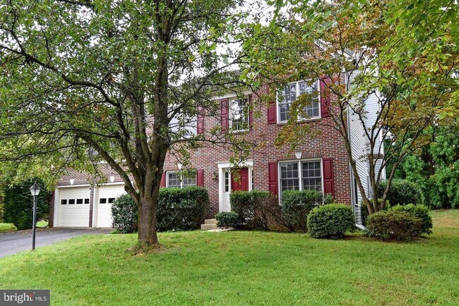 Building Photo - 47313 Grandview Pl