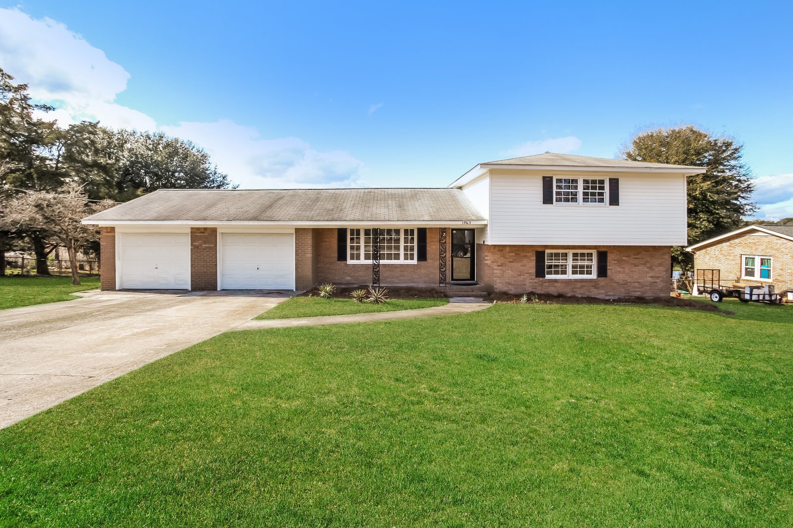 Building Photo - 1963 Blue Ridge Terrace