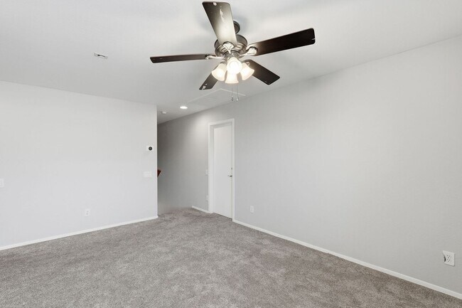 Building Photo - Spacious 4 Bedroom 2 Bath In Peoria with Pool and Sports Court