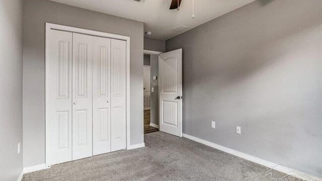 Building Photo - 5544 Peach Dr