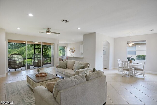 Building Photo - 3151 Midship Dr