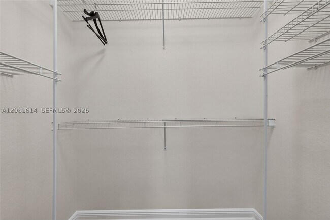 Building Photo - 5659 Via De La Plata Cir