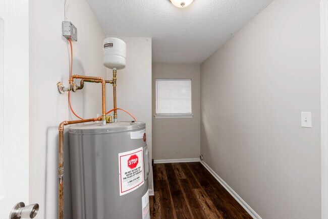 Building Photo - 3 Bedroom/2 Bath in Birmingham