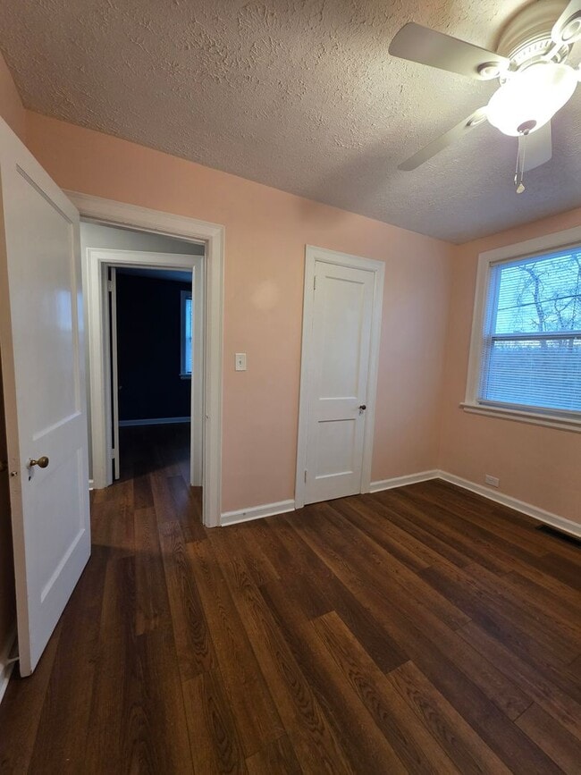 Building Photo - 116 Sixth Avenue