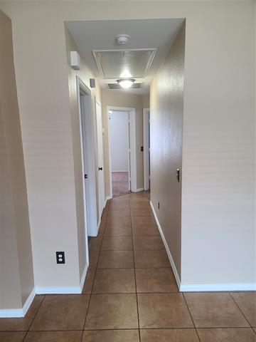 Building Photo - 305 Lake Wichita Dr
