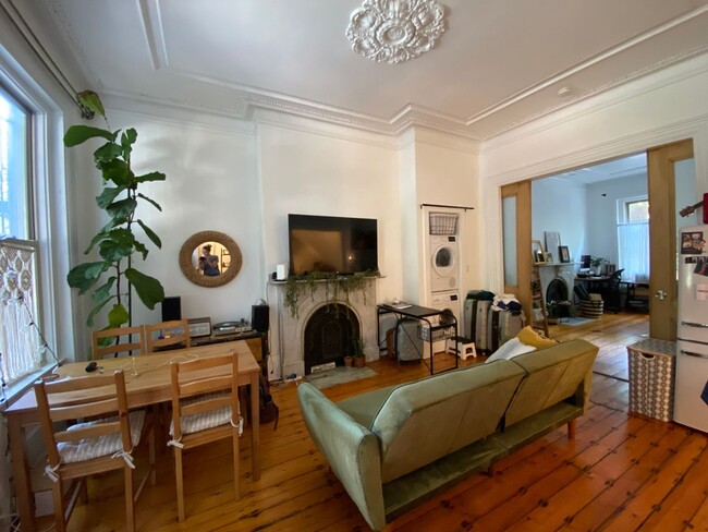 Primary Photo - Charming 1 bed in Historic South End Brown...