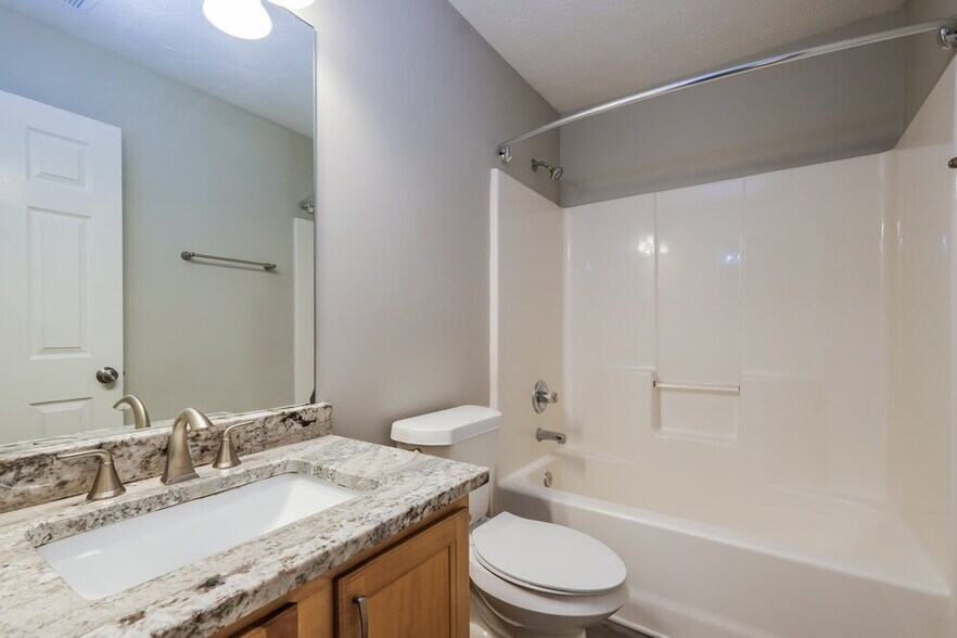 Building Photo - 461 Pondweed Dr