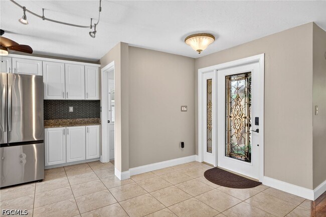 Building Photo - 4419 N Pacific Cir