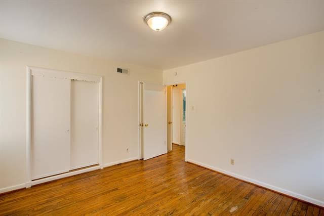 Building Photo - 6511 Ravendale Ln