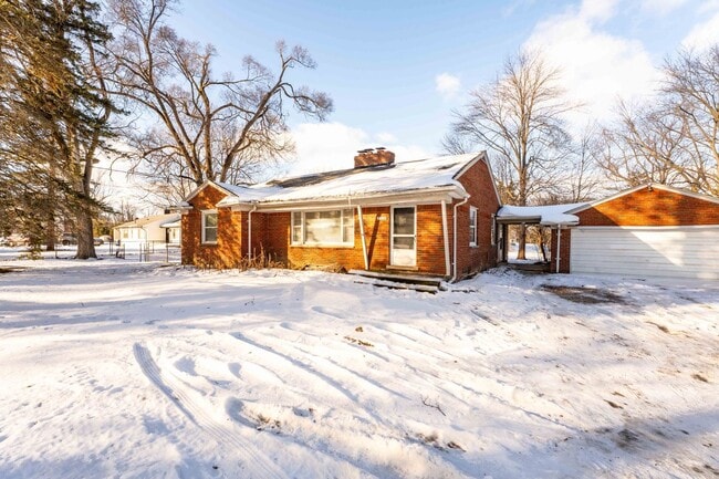 Building Photo - 3BD | 2BTH - NEWLY RENOVATED - WEST BLOOMFIELD, MI (3 MONTH SPECIAL)