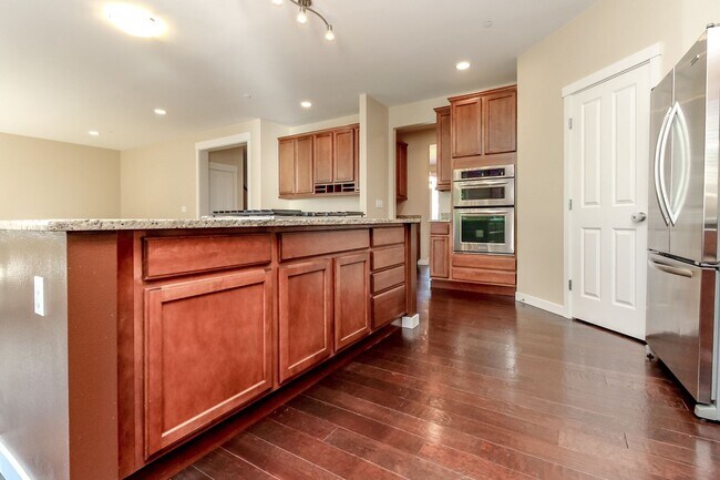 Building Photo - Beautiful Bell Hill Home in DuPont