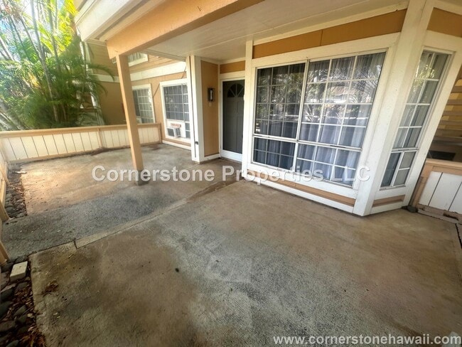 Building Photo - 468 Mananai Pl