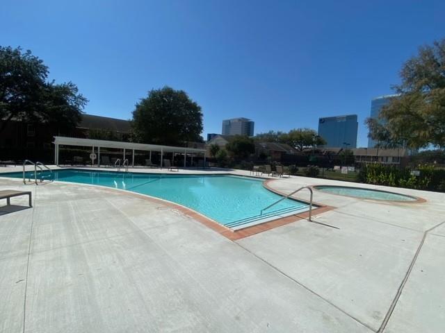 Building Photo - 10305 Briar Forest Dr
