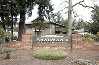 Building Photo - Sandman IV