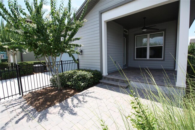 Building Photo - 7909 Laureate Blvd