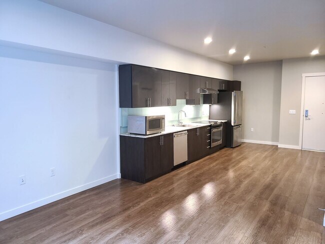 Building Photo - Mira Flats unit #324 Contemporary Open 1Bd...