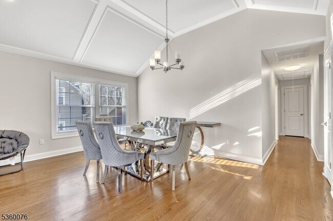 Building Photo - 46 Cortlandt St