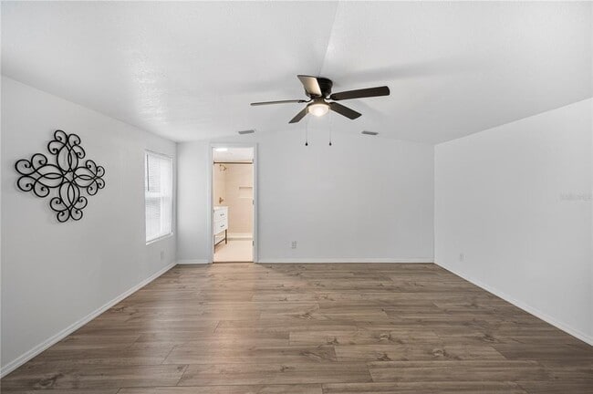 Building Photo - 4218 Lake Hancock Rd