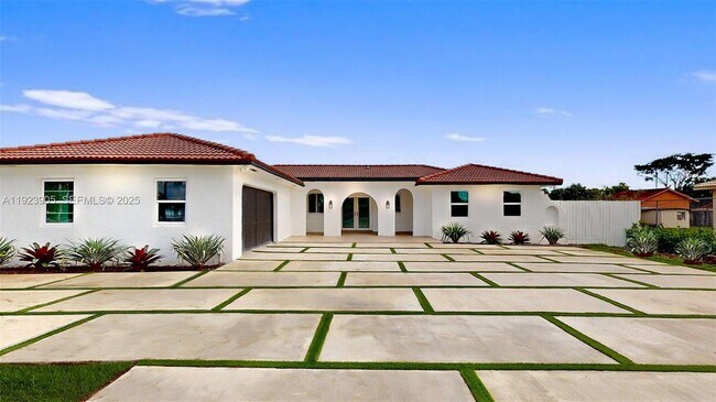 Building Photo - 3801 SW 132nd Ave