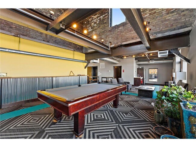 Building Photo - Spacious, Loft in Union Depot with Awesome...