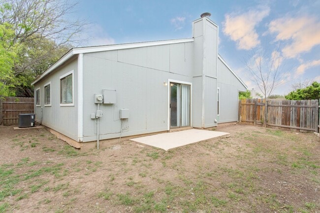 Building Photo - 6339 Village Club