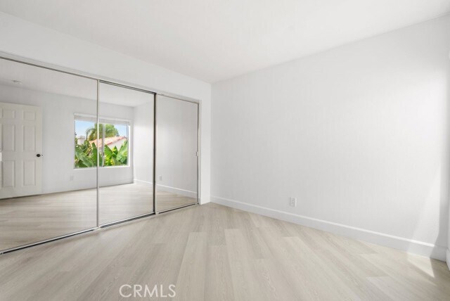 Building Photo - 4 Las Cruces