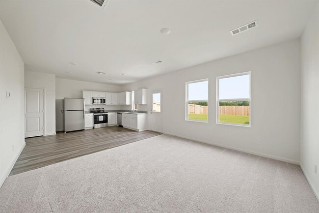 Building Photo - 8627 Vacek Xing Wy