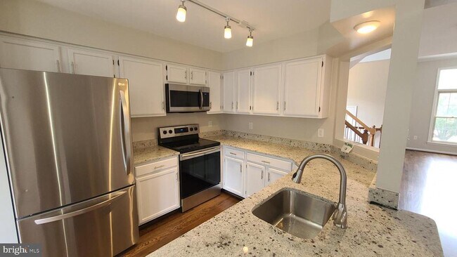 Building Photo - 20346 Brentmeade Terrace