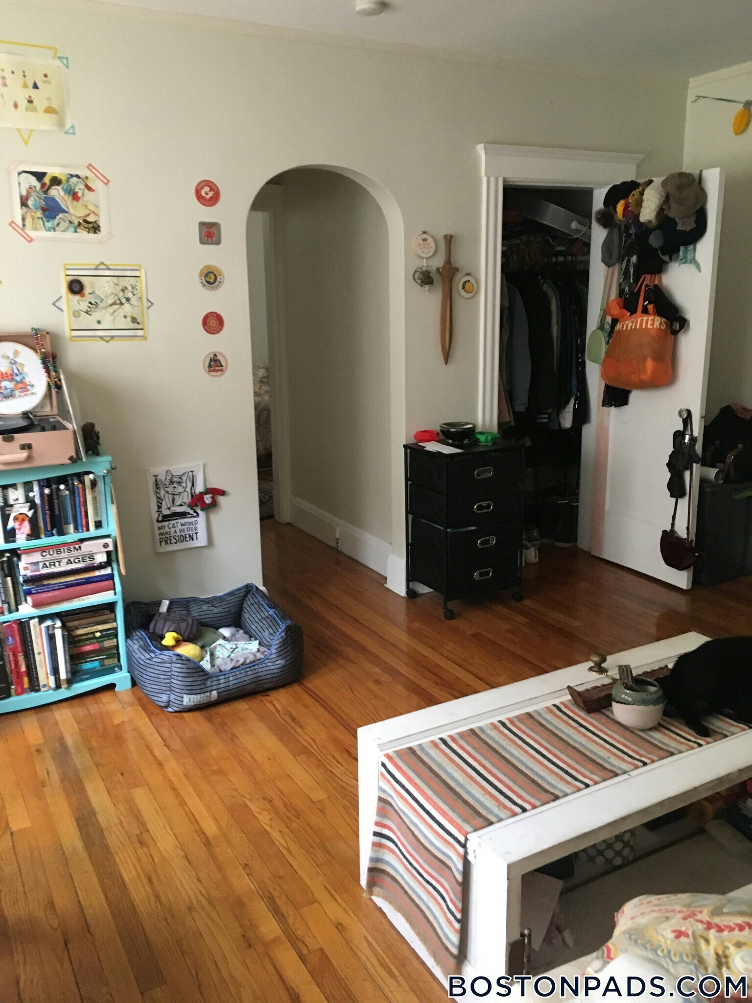 Building Photo - 349 Pleasant St